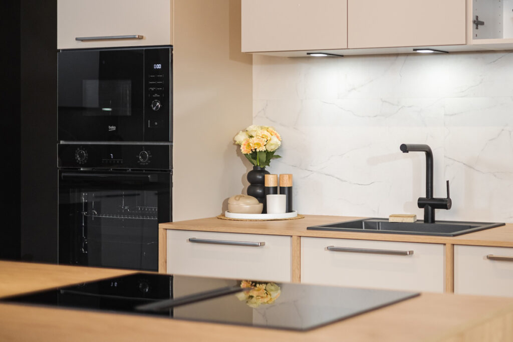 DAN FIRST Family Concept - Detail Elektrogeräte